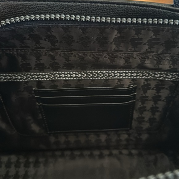 Karl Lagerfeld Paris Small Tote w/Crossbody/Shoulder Strap - Picture 6 of 12